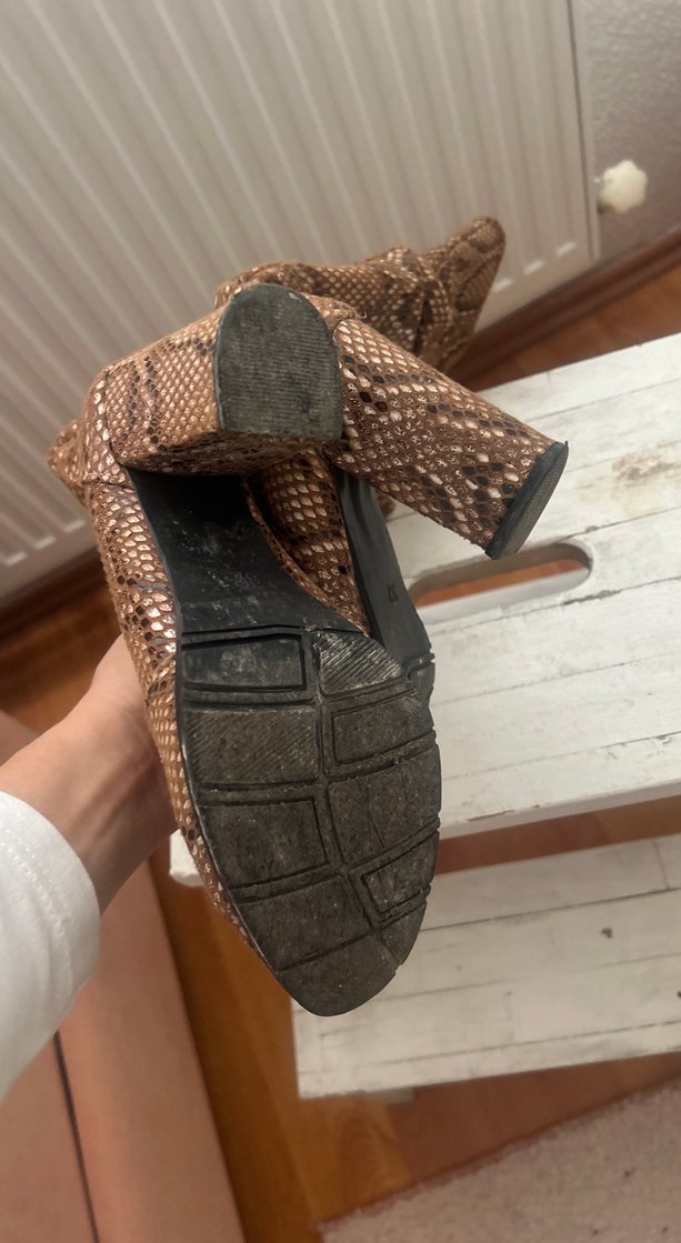 Kahverengi Yılan Desenli Tokalı Stiletto Topuklu Bot - Görsel 5