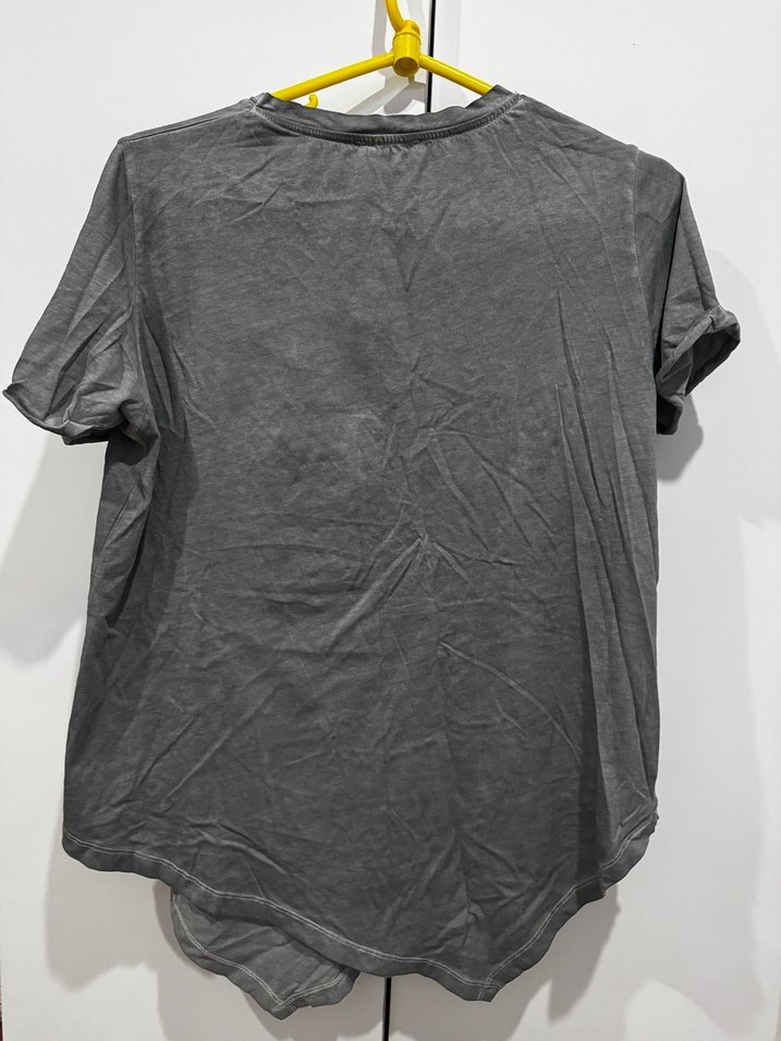 Kadın Gri Kısa Kollu Payetli Tişört - Görsel 2