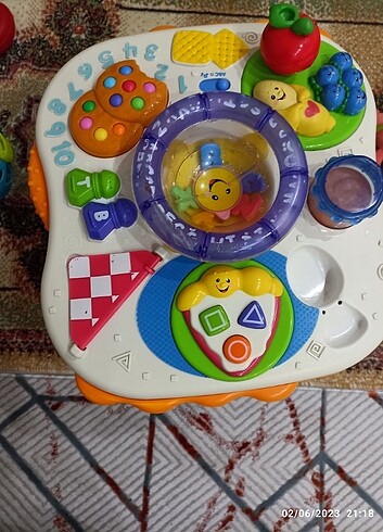 Fricher price aktivite masası