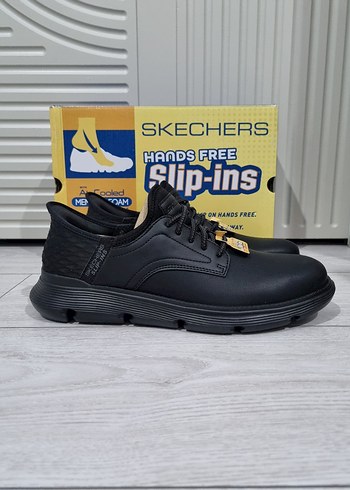 Skechers 44