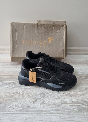 Fabrika Erkek Sneaker 