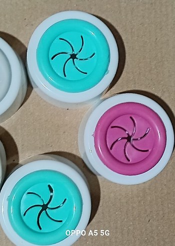 Renkli havlu asma aparatı ve vantuzlu dış fırçalık - Görsel 11