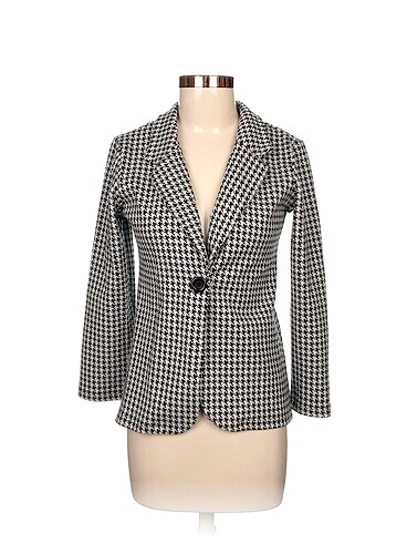 Diğer Blazer %70 İndirimli.