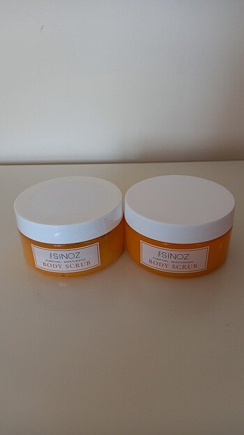 Sinoz vücut peeling