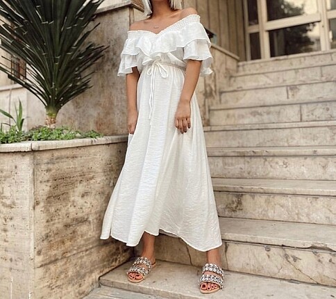 Butik ürünü etiketli