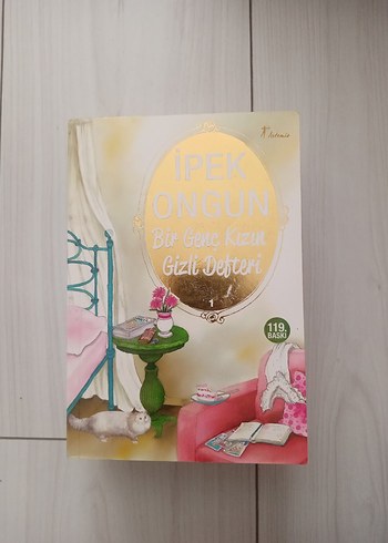 İpek Ongun - Bir Genç Kızın Gizli Defteri