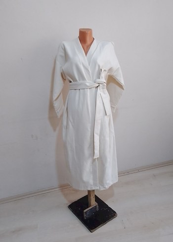 Beyaz Uzun Kadın kaşe kaban - Görsel 2