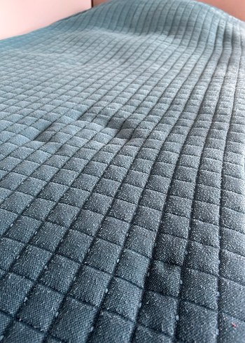 Taç Marka Mavi Yatak Örtüsü - Görsel 3