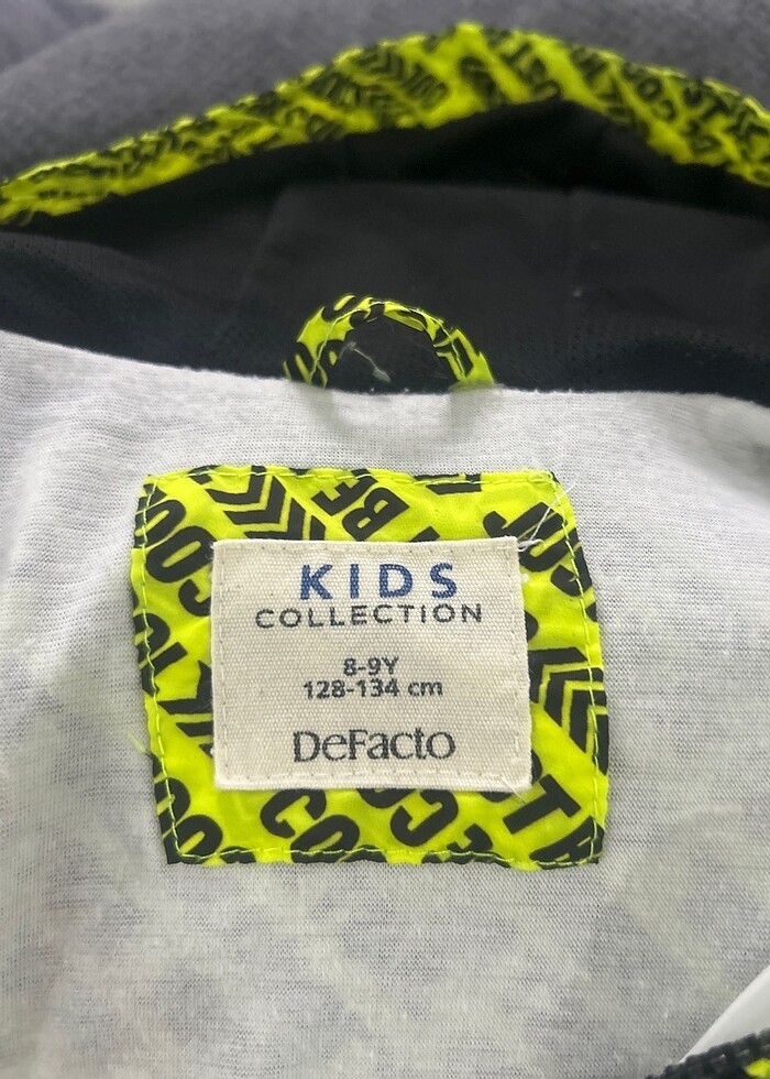 Erkek çocuk yağmurluk - Görsel 3