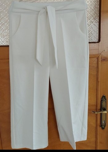 Beyaz Kemerli Kadın Kumaş Pantolon - Görsel 4