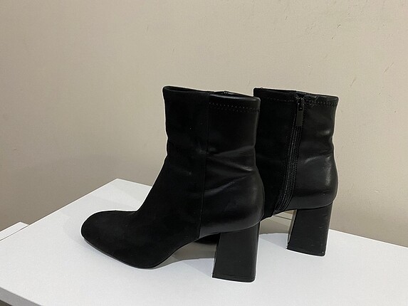 Stradivarius Yeni Sezon Bot