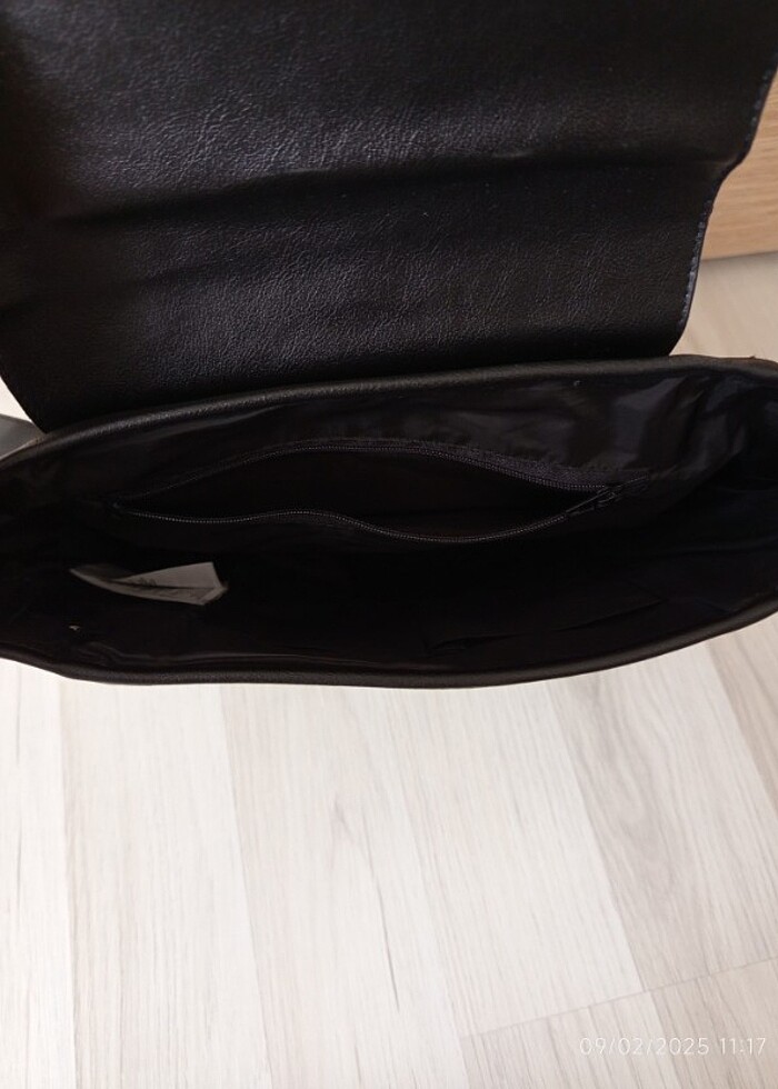 Kadın sırt çantası - Görsel 3