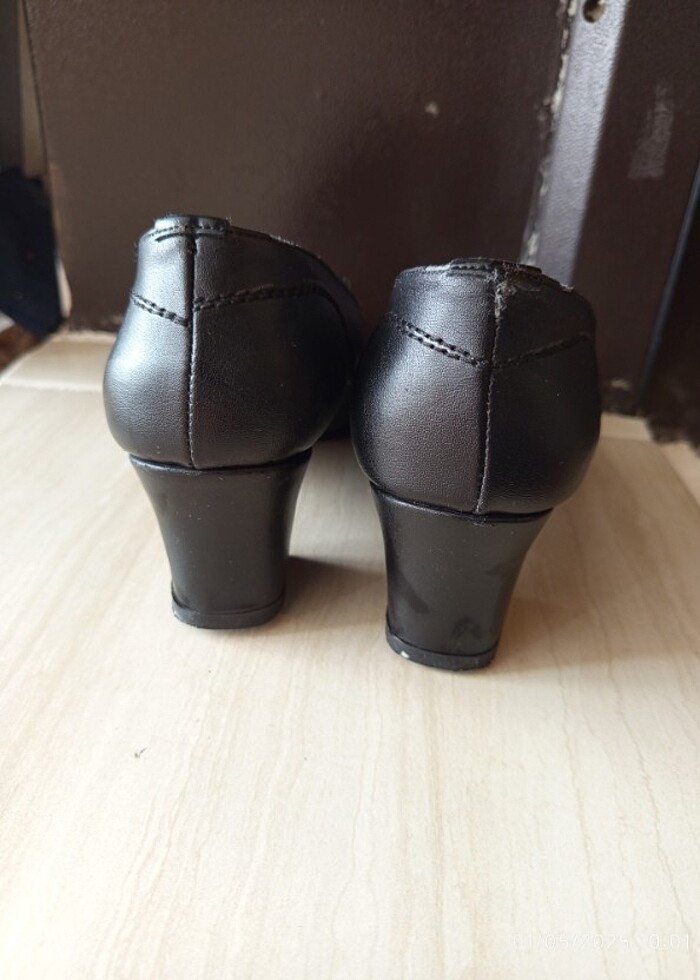 Kadın topuklu ayakkabı - Görsel 3