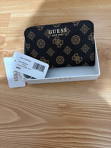 Guess cüzdan