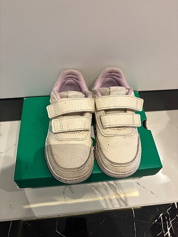 Adidas kız çocuk ayakkabısı