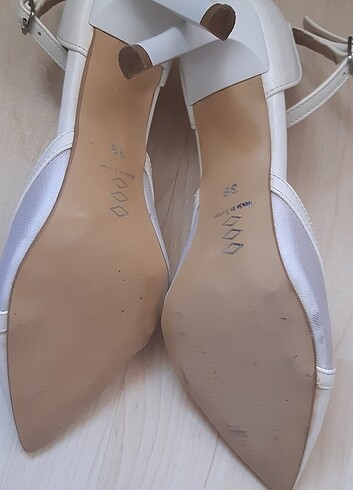 Oleg Cassini Stiletto kırık beyaz ayakkabı