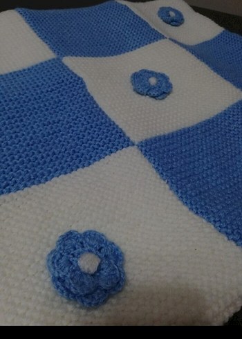 Mavi Beyaz Kareli Örgü Bebek Battaniyesi - Görsel 6