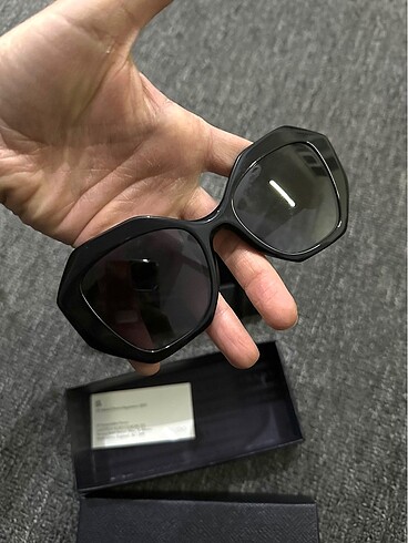 Prada gözlük