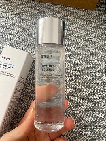 Hyaluronic essence
