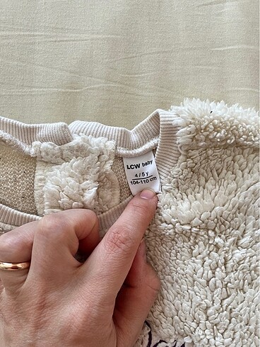 LC Waikiki Krem rengi peluş sweatshirt