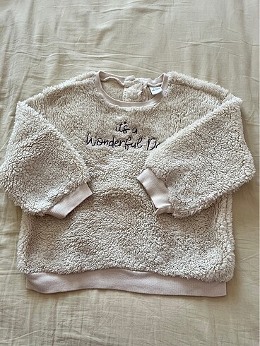 4 Yaş Beden Krem rengi peluş sweatshirt