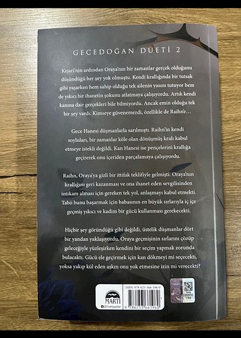 Küller ve Yıldızların İanetlediği Kral - Carissa Broadbent - Görsel 2