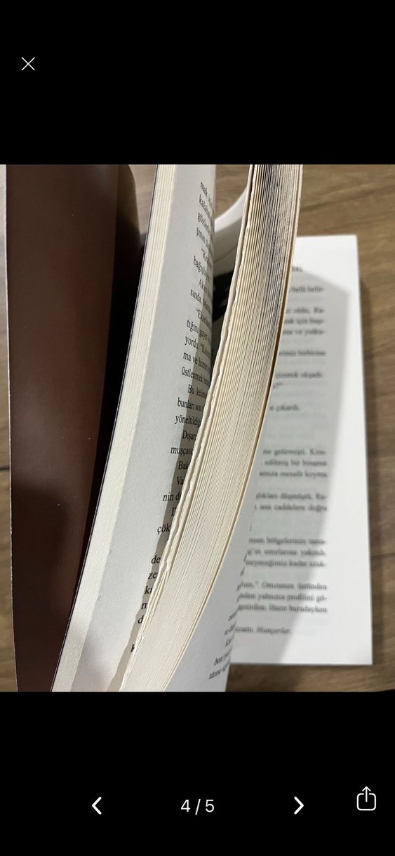 Küller ve Yıldızların İanetlediği Kral - Carissa Broadbent - Görsel 4