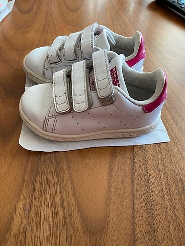 Adidas kız çocuk ayakkabı