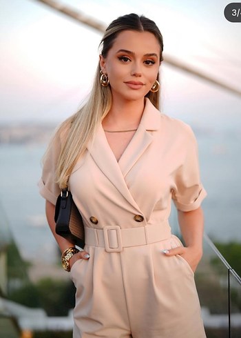 Bej Kemerli Kısa Deri Tulum - Görsel 2