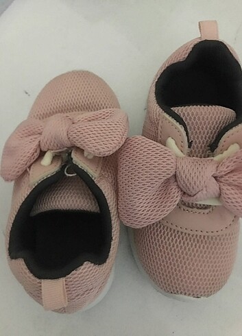 H&M marka 24 numara 