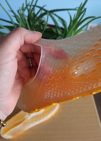 Şeffaf Sarı Erkek Su Ayakkabısı - Görsel 6