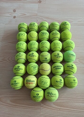  Tenis topu 