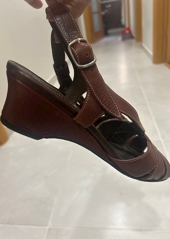 40 Beden kahverengi Renk Kahverengi Deri Dolgu Topuklu Kadın Sandalet