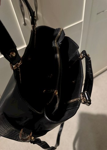 Siyah Deri Yılan Desenli Tokalı Kadın Çanta - Görsel 7