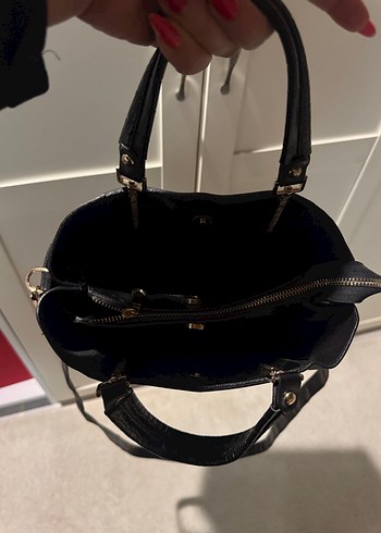 Siyah Deri Yılan Desenli Tokalı Kadın Çanta - Görsel 6