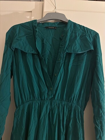 Yeşil Elbise - Görsel 4