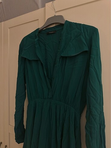 Yeşil Elbise - Görsel 6