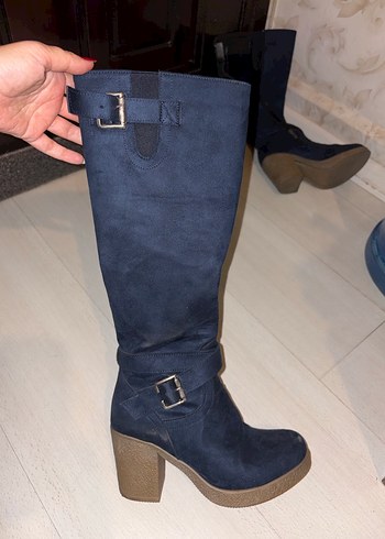 Limoya sıfır ayarında lacivert süet çizme - Görsel 2