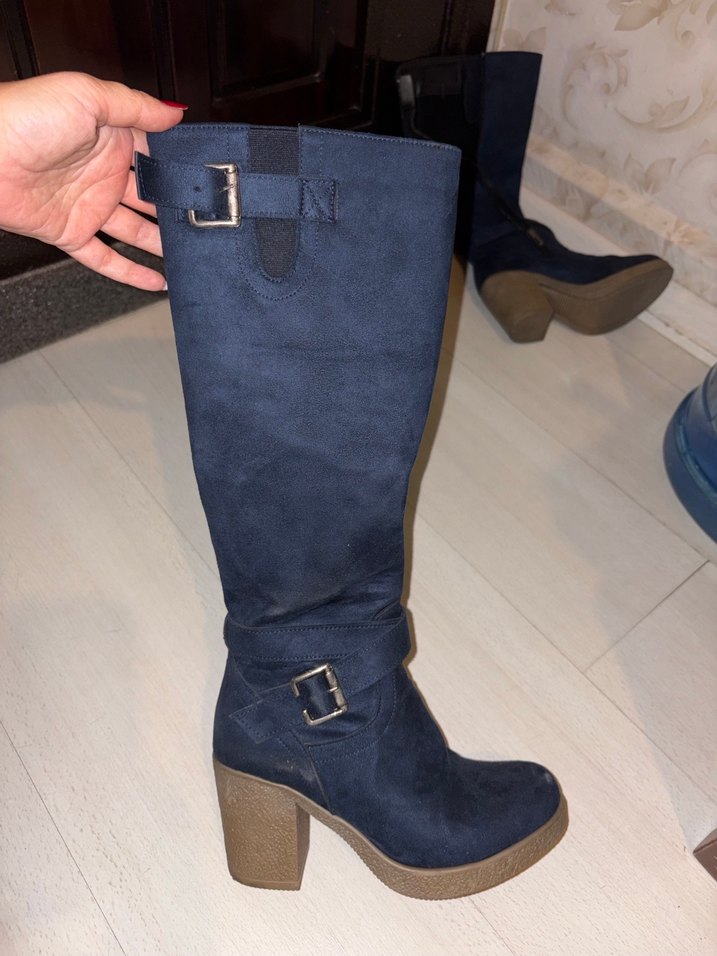 Limoya sıfır ayarında lacivert süet çizme - Görsel 2