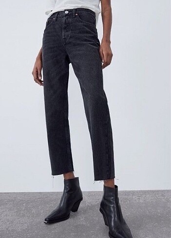 Zara Mom Jeans