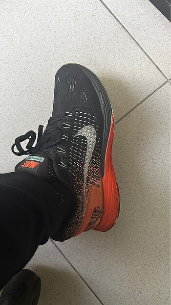 37,5 Beden Nike Spor ayakkabı