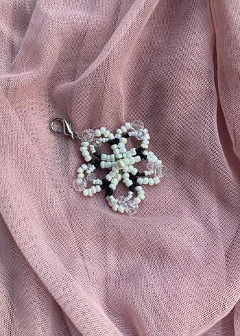 El Yapımı Çiçek Aksesuar - Görsel 3