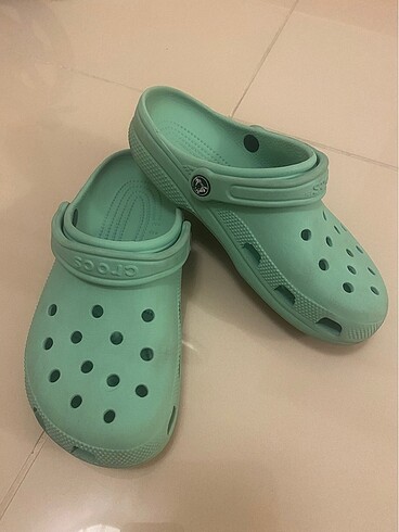 39 Beden yeşil Renk Crocs W6/8