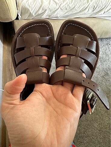 30 Beden kahverengi Renk Zara çocuk sandalet