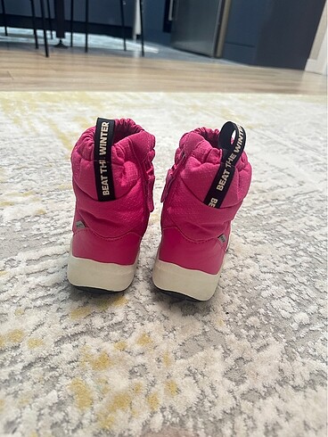 25 Beden pembe Renk Adidas kız çocuk bot