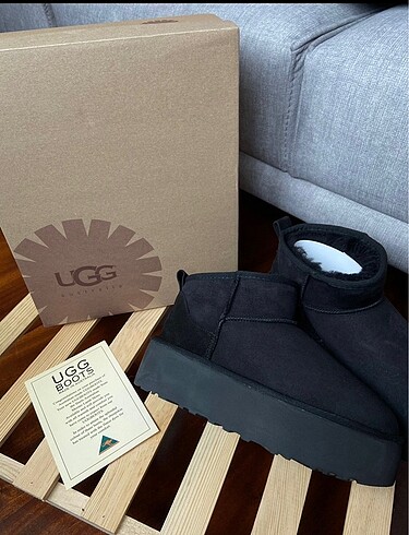 Ugg ultra mini platform