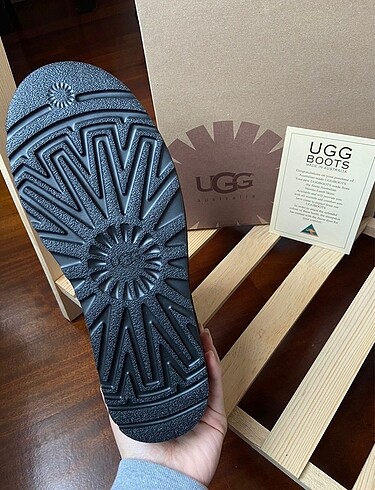 Ugg Ugg ultra mini platform