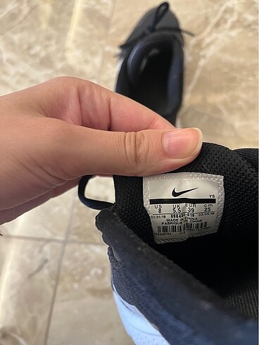 39 Beden siyah Renk Nike spor ayakkabı
