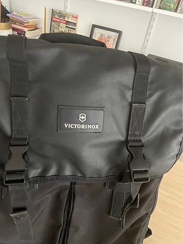  Beden Victorinox sirt çantası