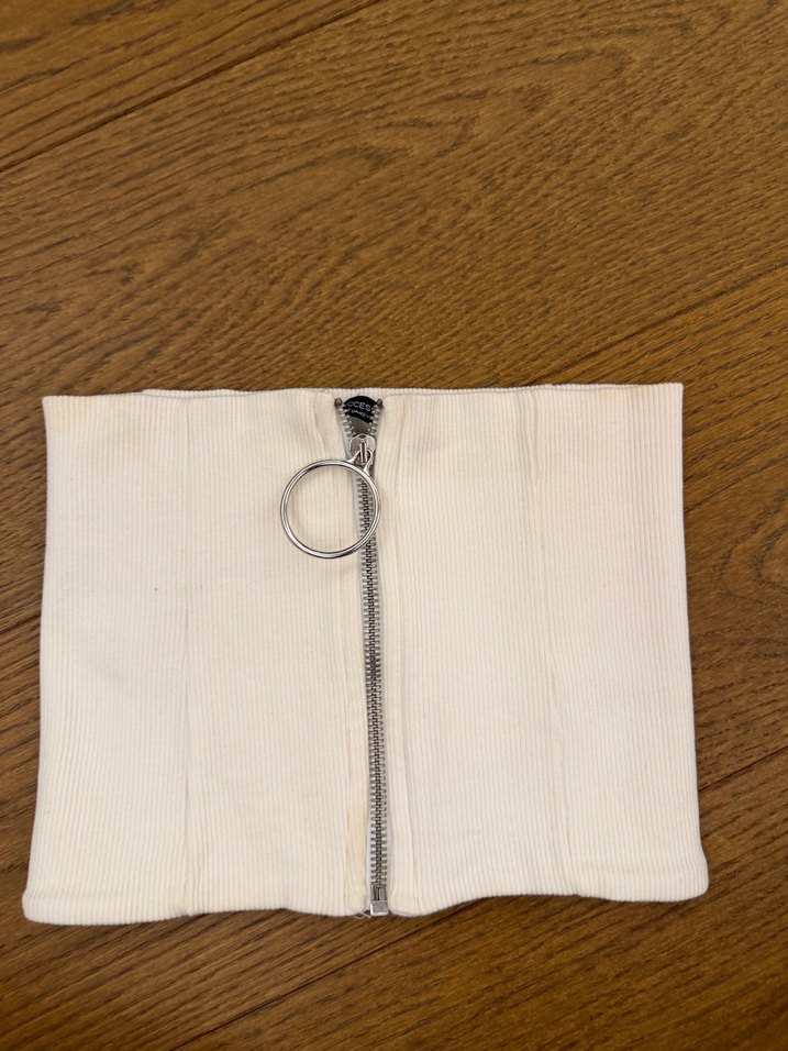 Bershka marka m yazıyor likralı 34-36 uyumlu straplez büstiyer, - Görsel 4